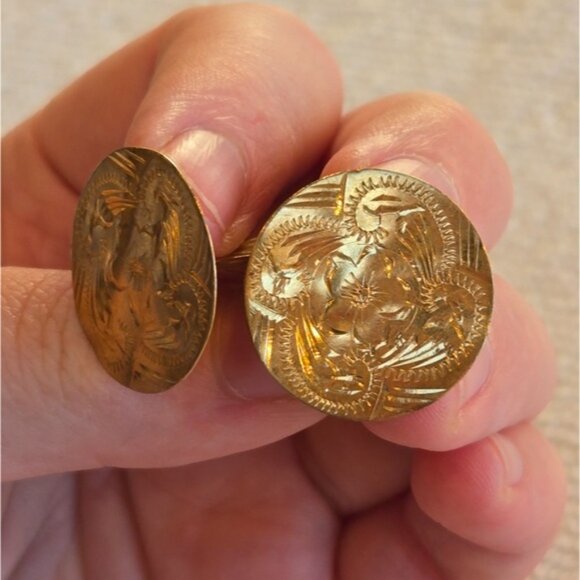Vintage Elegant 14k Yellow Gold Cuff Links w/ floral design - Picture 5 of 6